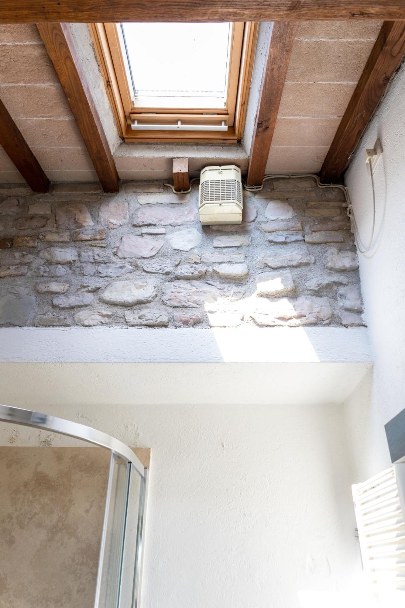 Rustic House, Con Patio E Giardino, Assisi Centro Villa Luaran gambar